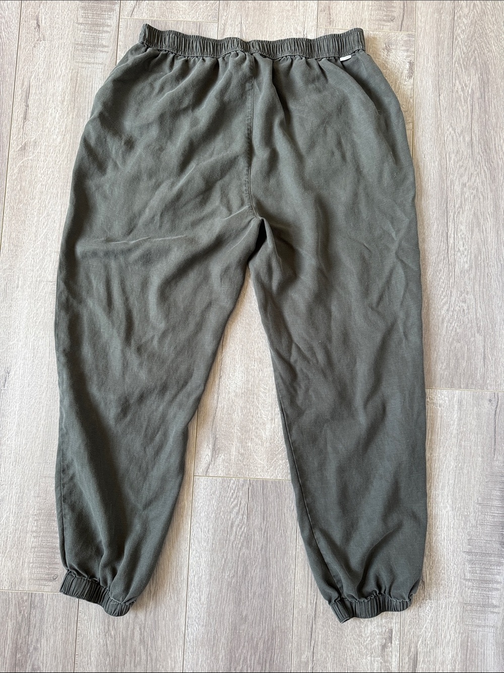 Vuori Trestles Twill Jogger Pants Kale Green Lyocell Linen Utility Joggers Large - Picture 6 of 7